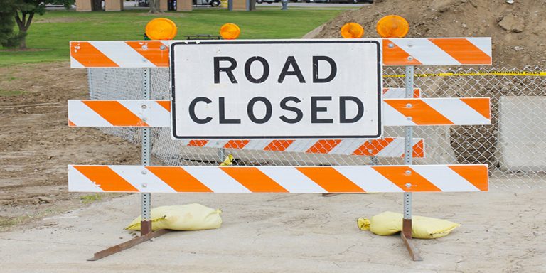 road,closed,sign