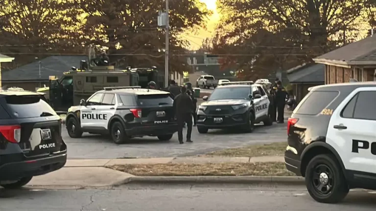 police surround kansas ave residence